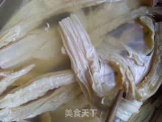 Mung Bean Sprouts Mixed with Yuba recipe