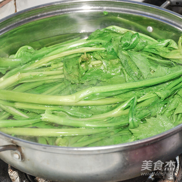 Fried Potherb Mustard with Minced Pork recipe