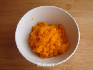 Pumpkin Sesame Buns recipe