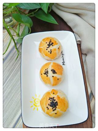Fresh Meat Moon Cakes recipe