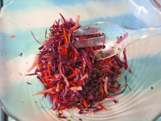 Purple Cabbage Mixed with Apple Salad recipe