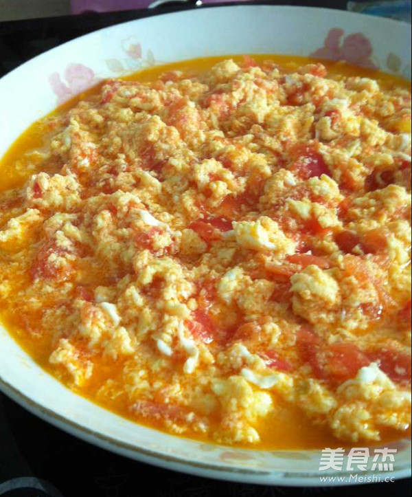 Scrambled Eggs with Tomatoes recipe