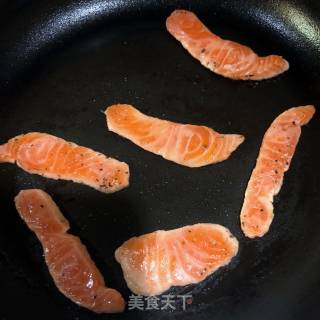 Salmon and Avocado Salad recipe