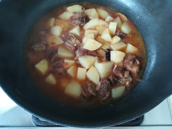 Stewed Potatoes with Beef Ribs recipe