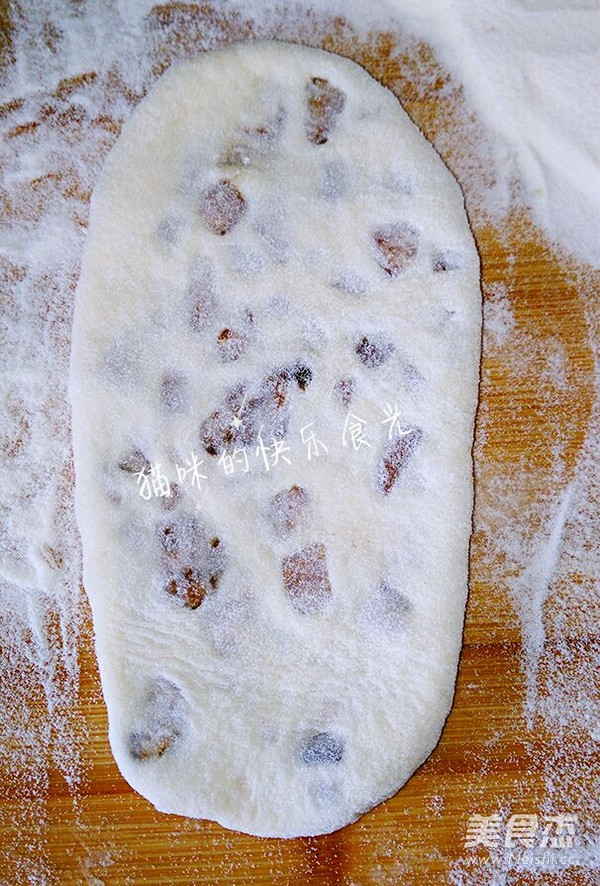 Yogurt Braised Pork Bread recipe