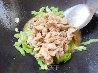 Stir-fried Lean Pork with Bitter Gourd recipe