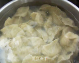 Leek and Shrimp Stuffed Dumplings recipe