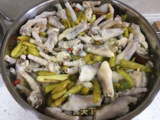 Pickled Pepper Chicken Feet recipe