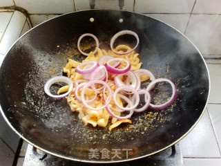 Stir-fried Cuttlefish with Korean Sauce recipe