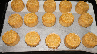 Cantonese Five-nen Moon Cake recipe