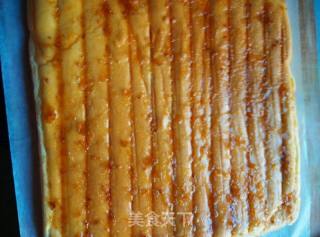 Currant Jam Cake Roll recipe