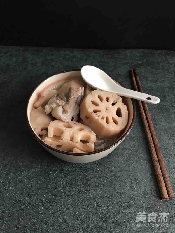 Lotus Root Pork Bone Soup recipe