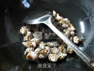 Stir-fried Snails with Rice White recipe