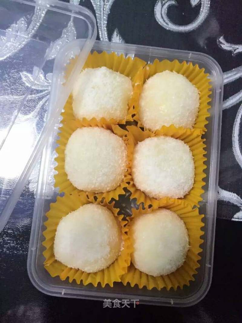 Coconut Mango Sticky Rice Cake recipe