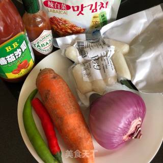 Korean Kimchi Stir-fried Rice Cake recipe