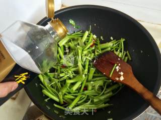 Garlic Pepper Convolvulus recipe