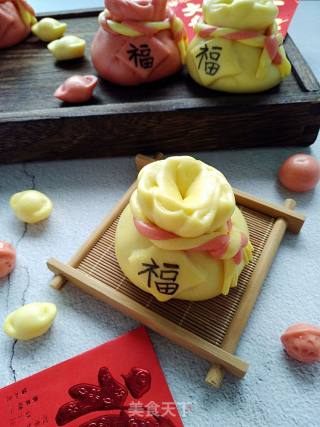 Fortune Bag Bean Paste Buns recipe