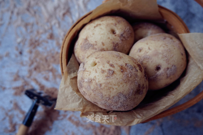 Pictograph Potato Bun