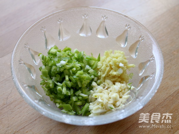 Chicken Drumsticks with Scallion Oil recipe