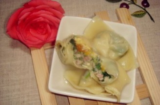 Wild Vegetable and Egg Yolk Wonton