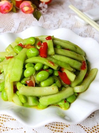 Stir-fried Edamame with Watermelon Peel recipe