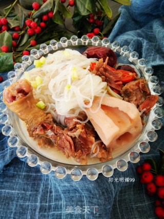 [hebei] Lotus Root Salted Goose Pot recipe