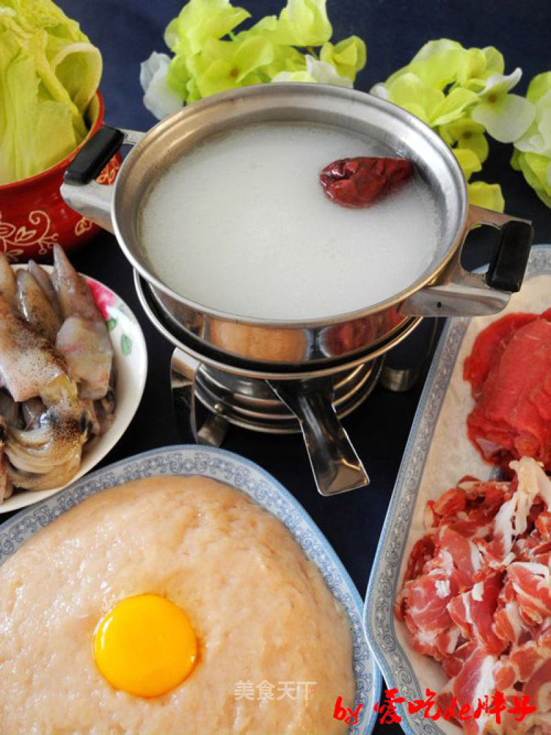 Meat and Milk Soup Hot Pot