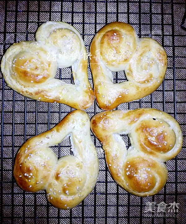 Coconut Heart Shaped Bread recipe