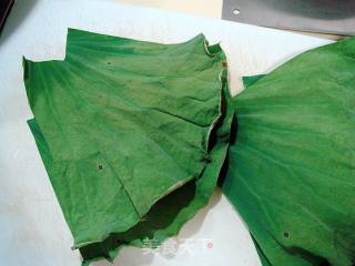 Seasonal Delicacy "lotus Leaf Steamed Pork" recipe