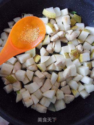 [winter Healthy Vegetables for Common People's Homes] Three Dings of Chicken Breast recipe