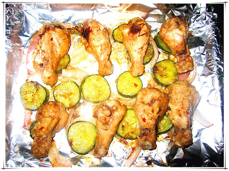 Fresh Oven Hunan Cuisine-roasted Wing Roots with Onion and Cucumber recipe