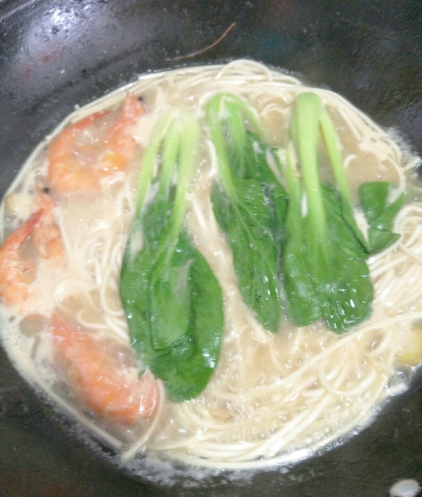 Shrimp Noodles recipe