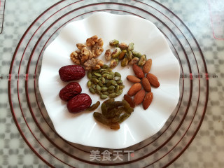 Homemade Daily Nuts recipe