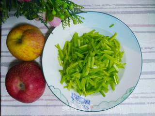 Celery Apple Shake recipe