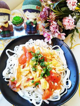 Homemade Noodles with Eggs and Persimmons recipe