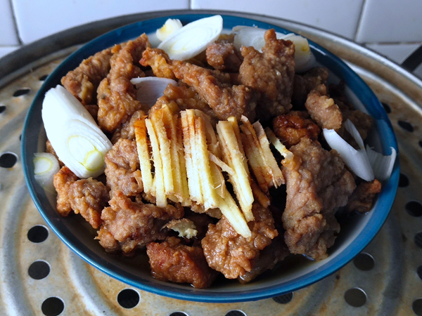 Steamed Crispy Pork with New Year's Eve Vegetables and Hard Vegetables recipe