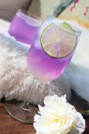 Put Xinghe into The Cup ~ Magic Butterfly Pea Flower recipe