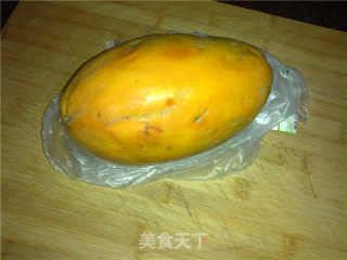 Skin Rejuvenation, Nourishing Yin and Lungs-tremella Papaya Soup recipe