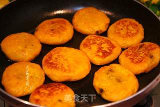 Sweet Potato Cakes with Mulberry Jam recipe