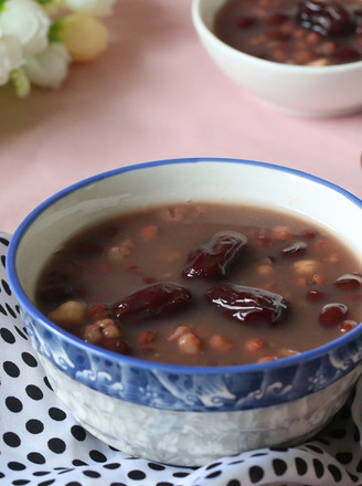 Red Dates, Barley and Red Bean Soup recipe