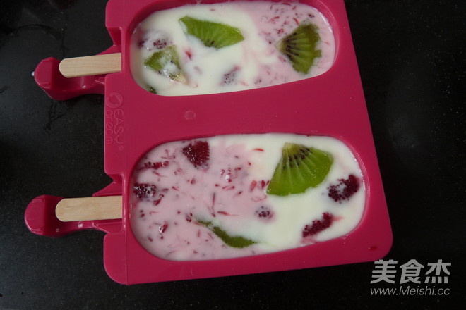 Vigo C Yogurt Popsicles recipe