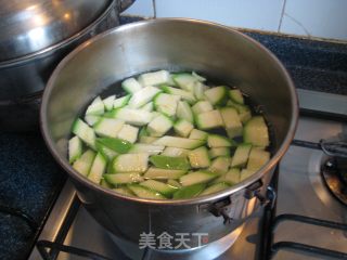 Zucchini Salad recipe