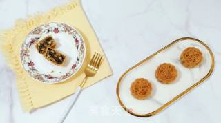 Mooncakes with Five Nuts recipe