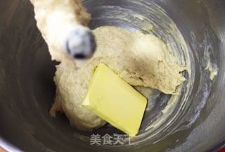 Whole Wheat Red Date Sesame Bread recipe