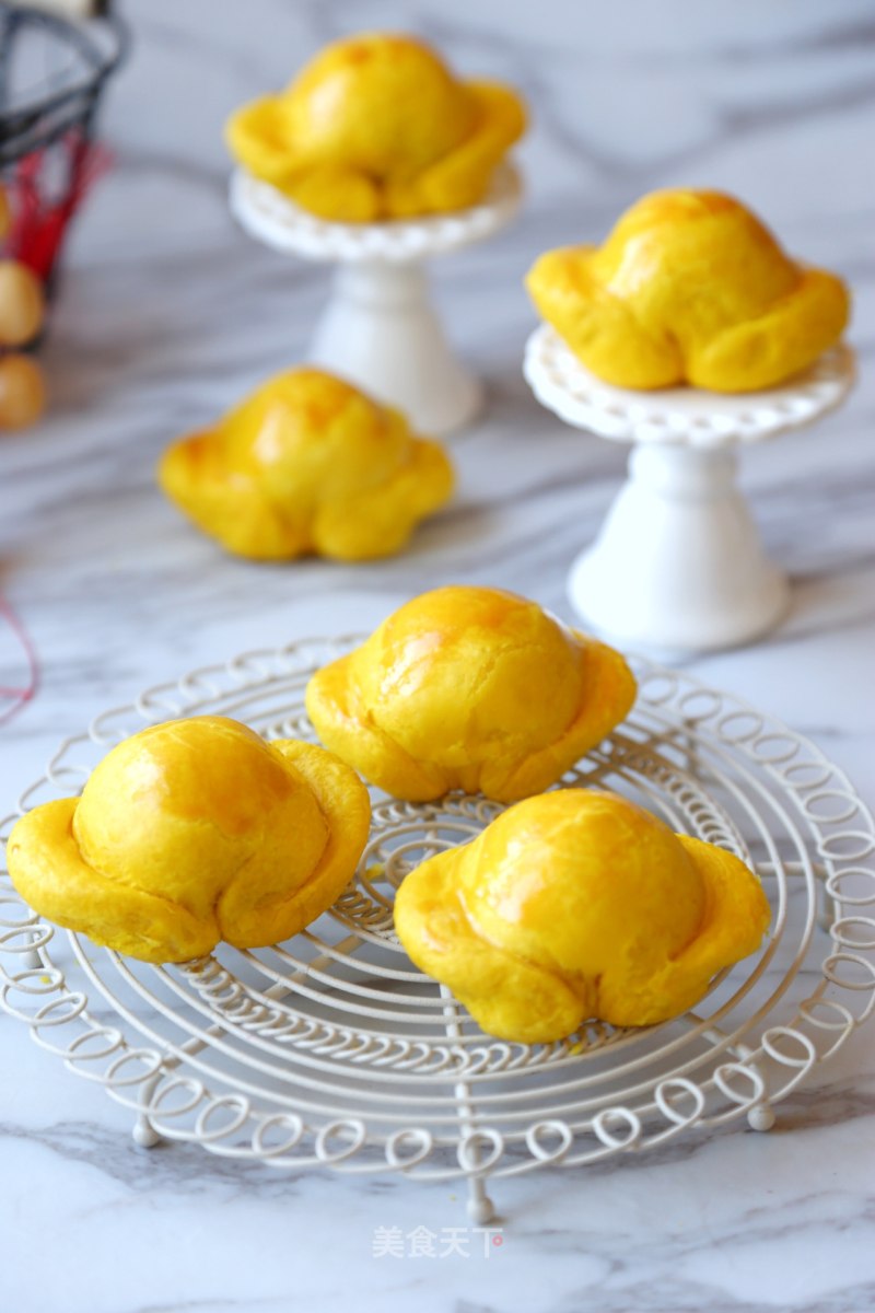 [tianjin] Yuanbao Egg Yolk Crisp recipe