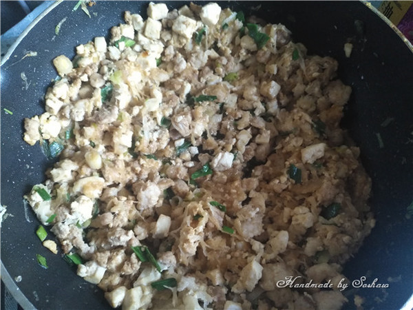 Shredded Radish Tofu and Salty Glutinous Rice Balls recipe