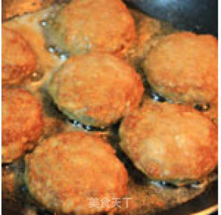 Beef and Lotus Root Cakes recipe