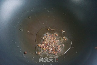 Stir-fried Enoki Mushroom with Spinach recipe