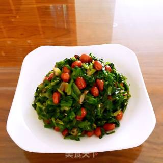 Peanuts Mixed with Spinach recipe