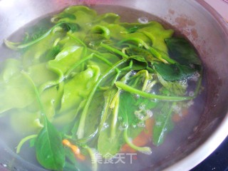 Emerald Oil Splashed Noodles recipe